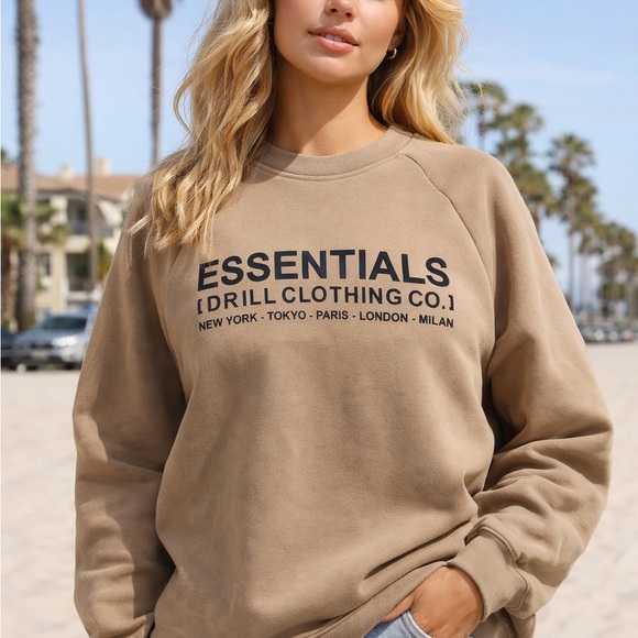 Essentials Tops - Essentials Oversized Sweatshirt M in Neutral Cobblestone Crewneck Pullover